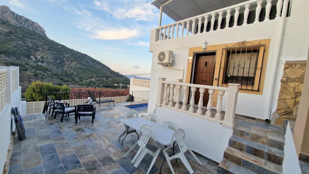 Maryvilla Zohra Calpe Luaran gambar