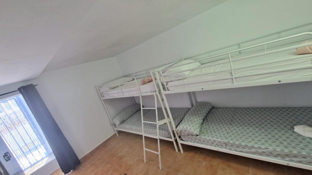 Maryvilla Zohra Calpe Luaran gambar